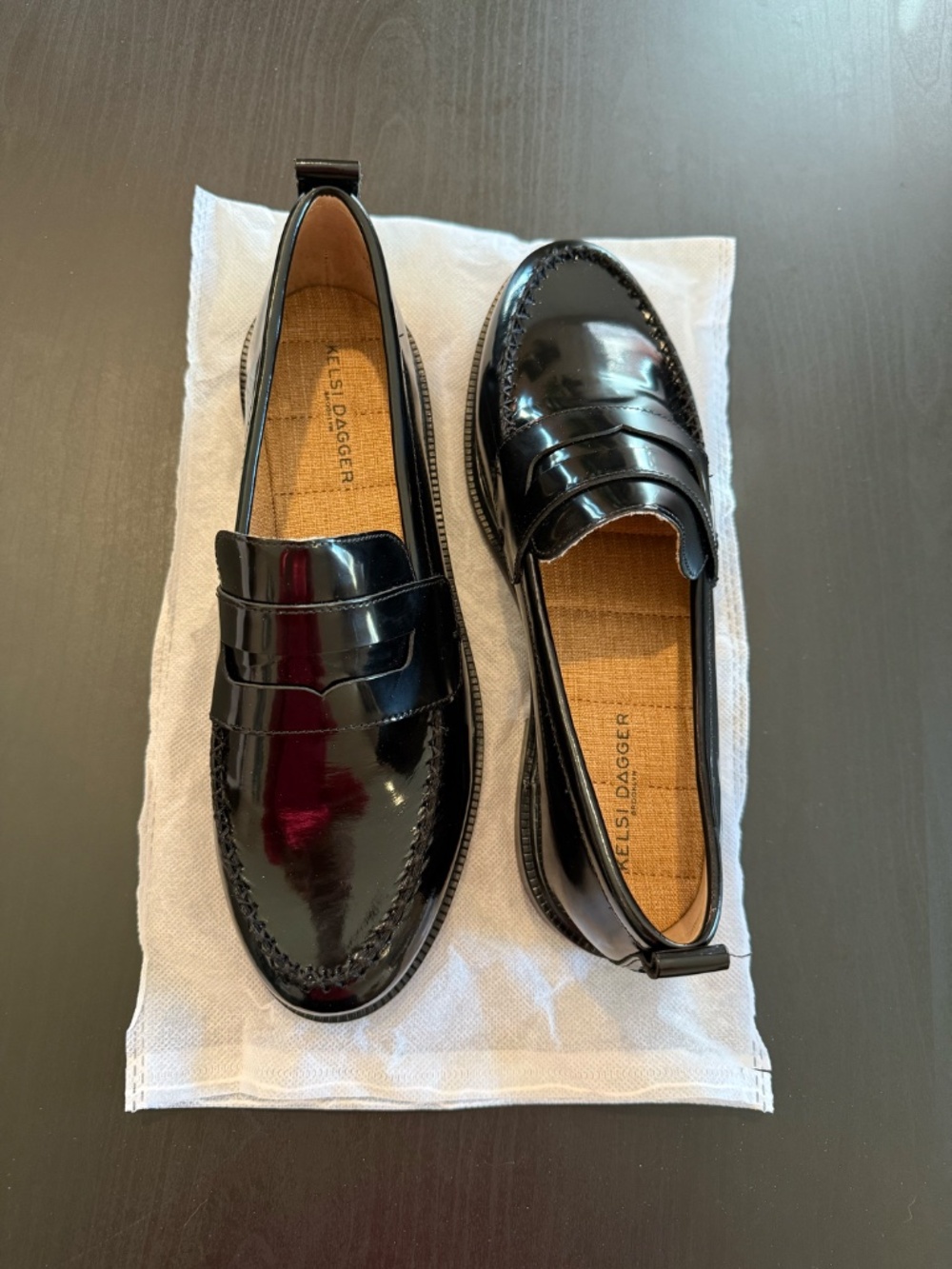 NEW Kelsi Dagger Brooklyn Black Patent Penny Loafers Cushioned Comfort Size 9.5